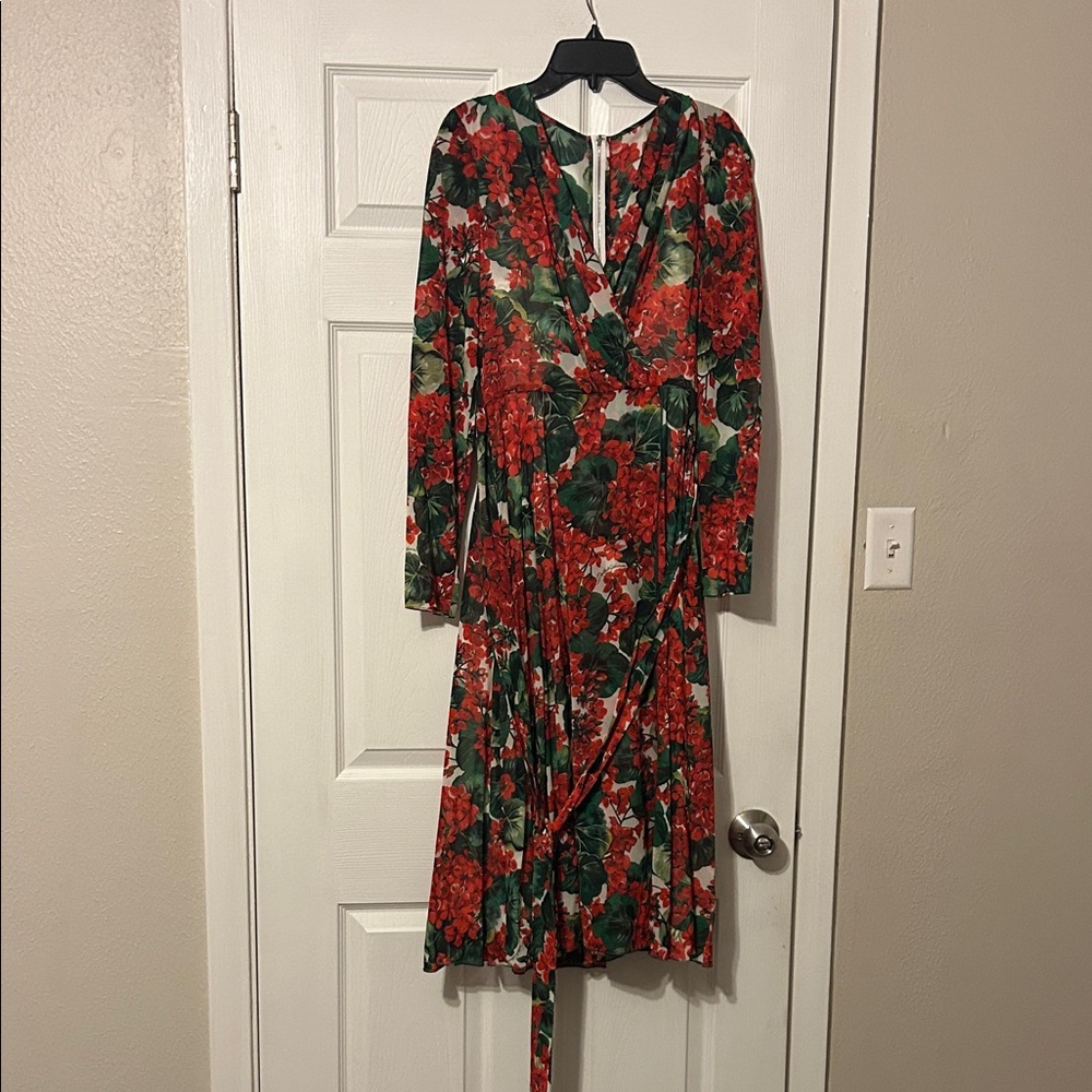 New authentic dolce &gabbana dress - Picture 2 of 8